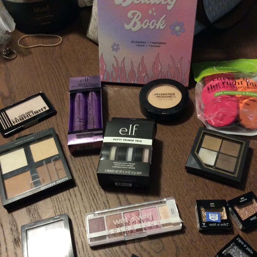 Various NTW make up